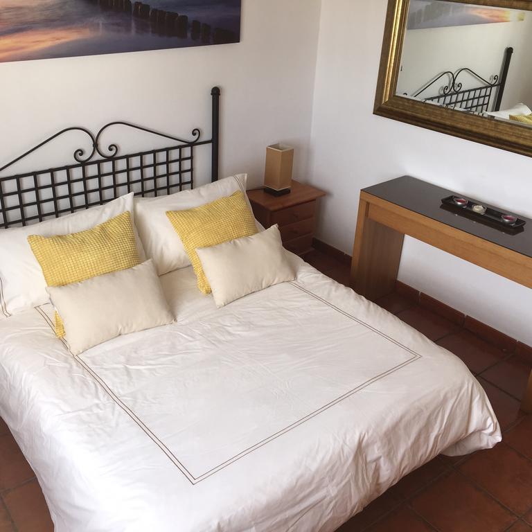 Las Rosas Apartment (Adults Only) Пунта-де-Мухерес Экстерьер фото